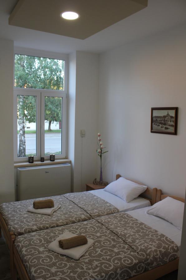 Apartmani Maja זרנג'נין מראה חיצוני תמונה