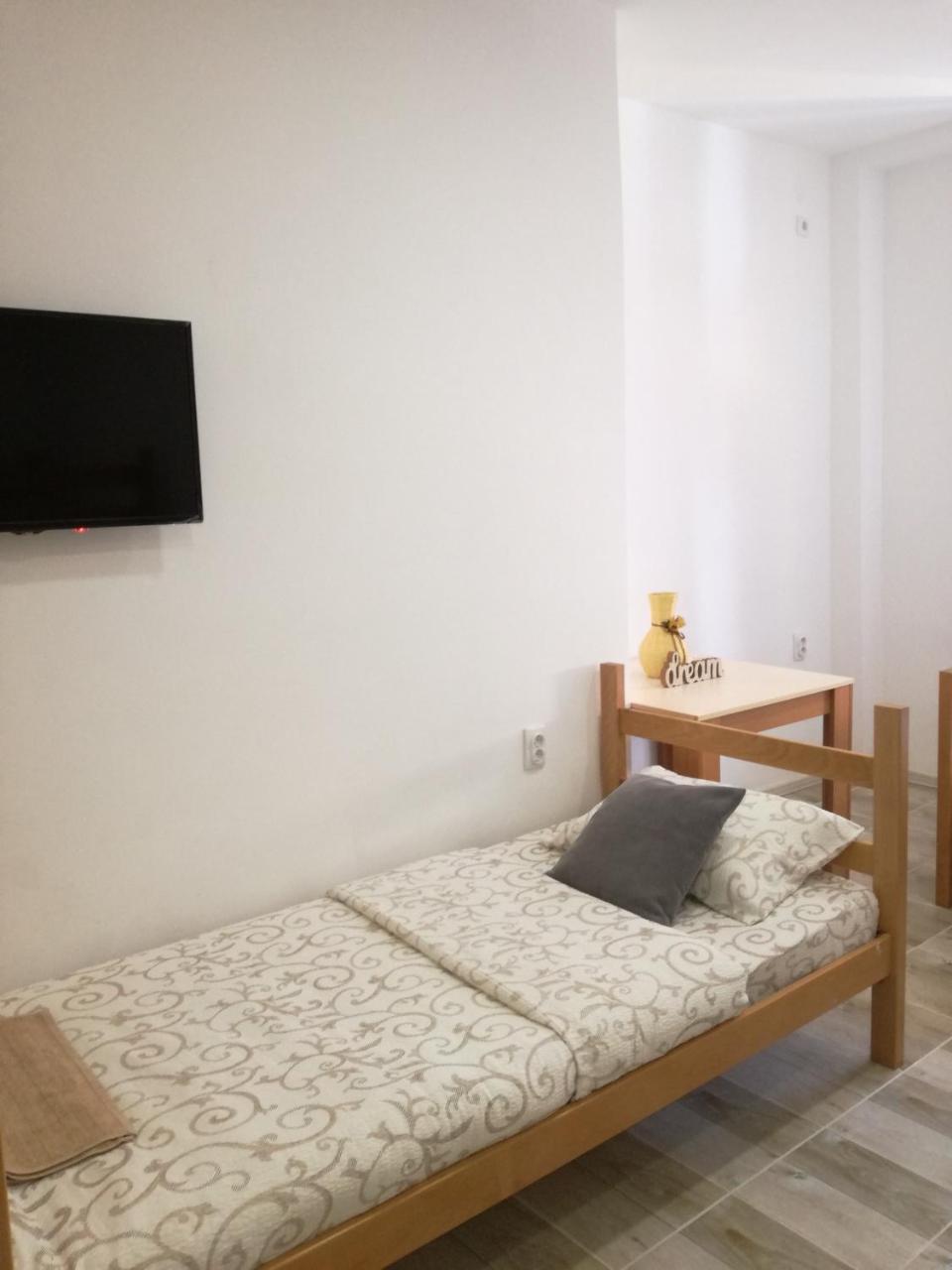Apartmani Maja זרנג'נין מראה חיצוני תמונה